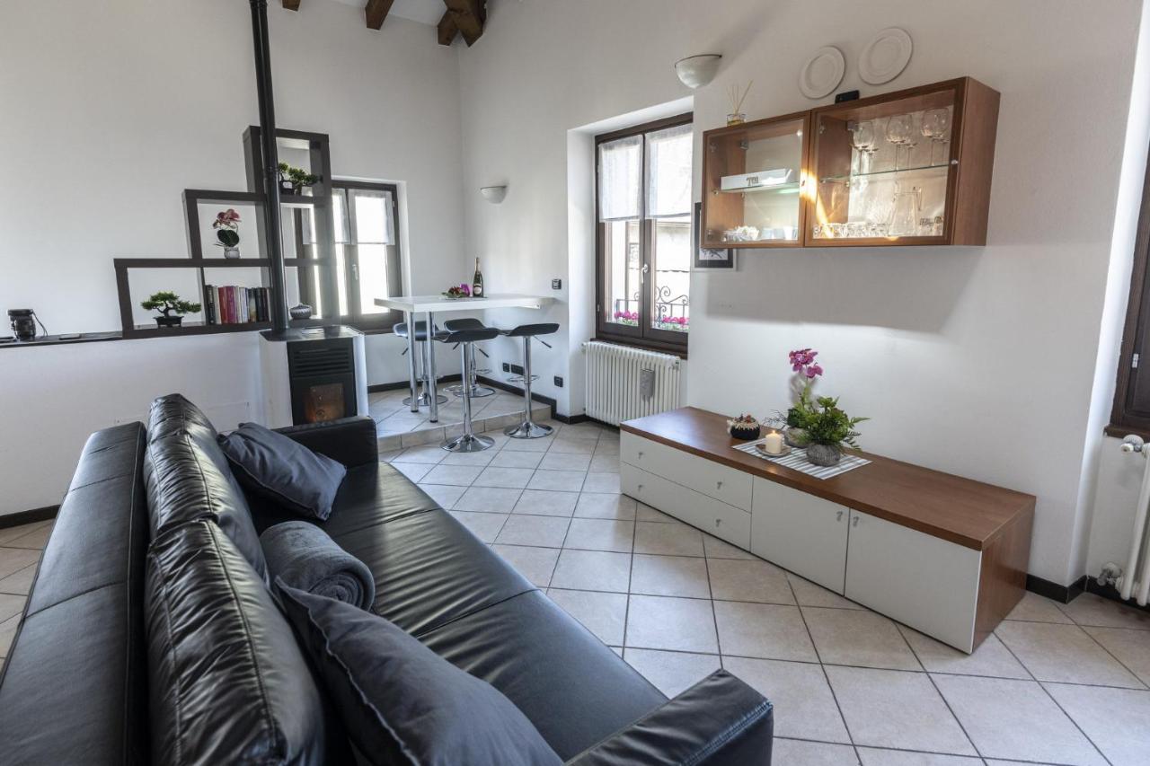 Ferienwohnung Da Perry Morbegno Exterior foto